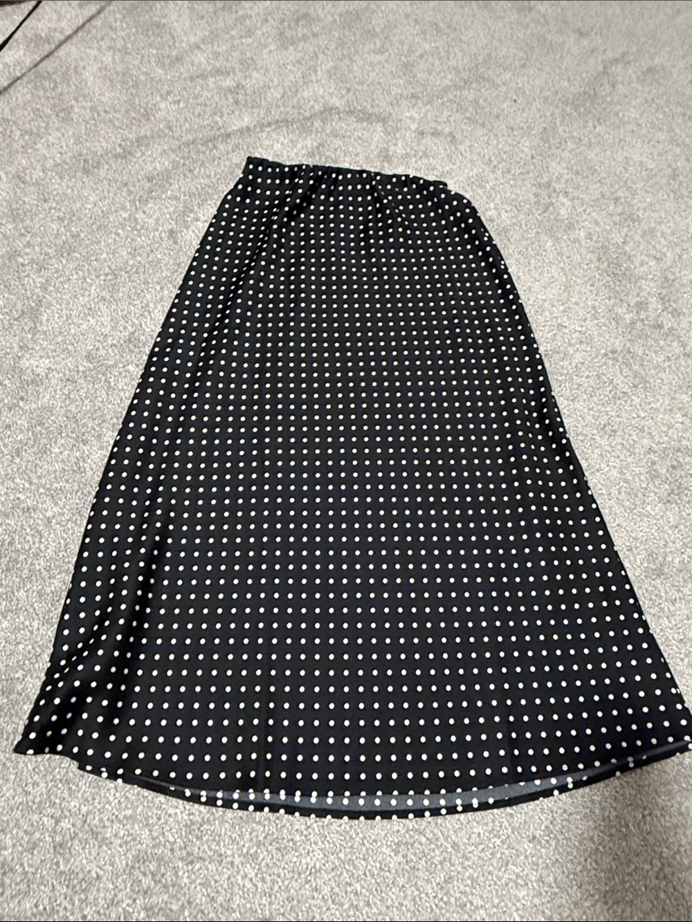 H&M Black Midi Skirt with White Polka Dots